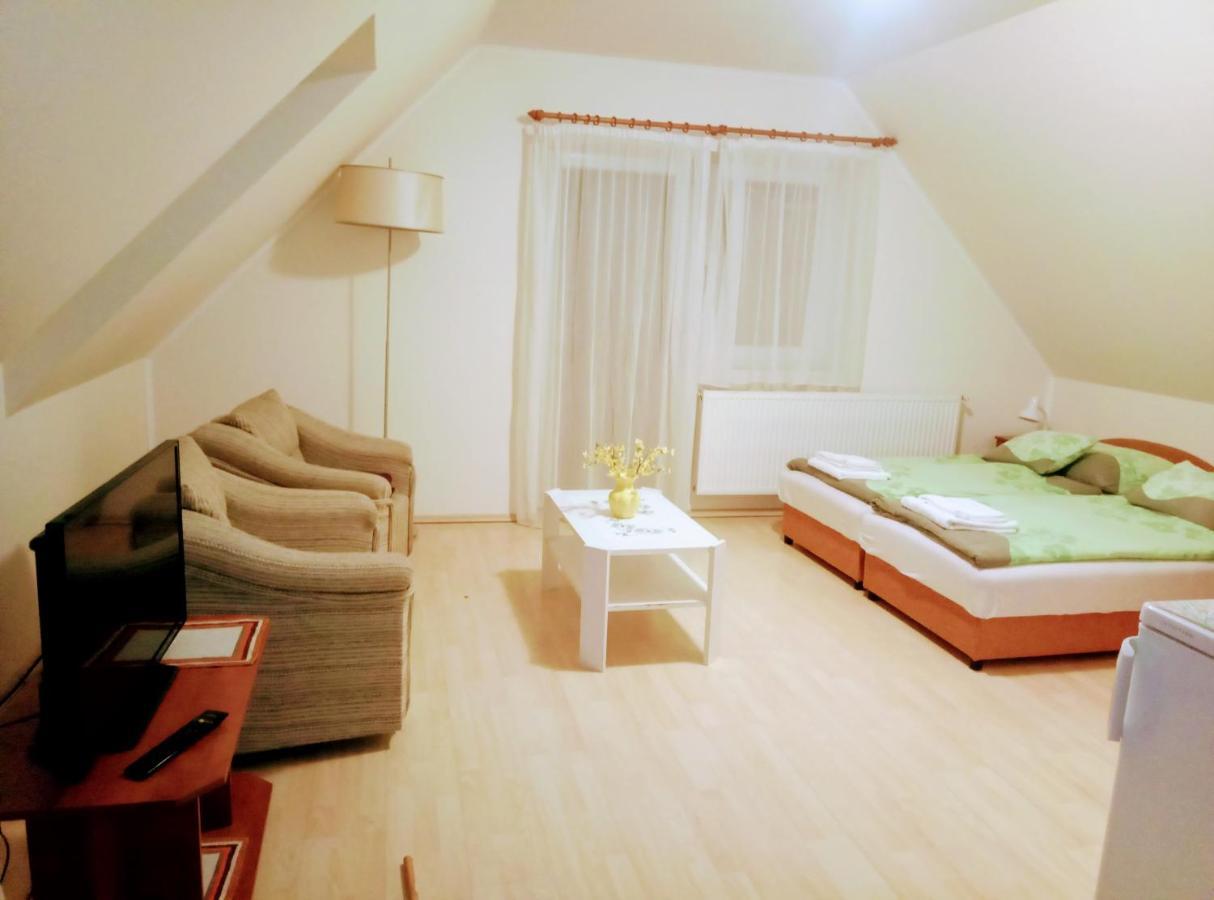 Haus Ferencz Boetoes Villa Hévíz 外观 照片